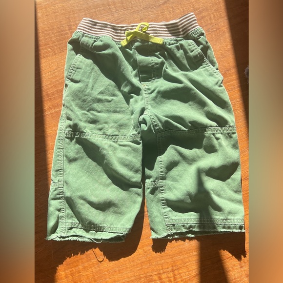 Mini Boden Shorts - Picture 6 of 6